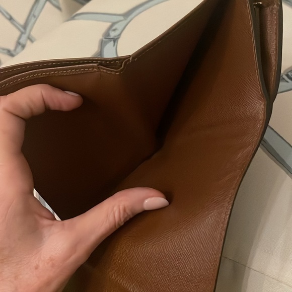 GUC LV Louis Vuitton monogram compact wallet with gold closure. - Picture 12 of 12